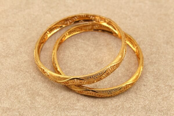 Set of 2 Copper Bangles for Girls and Womens - Image 2