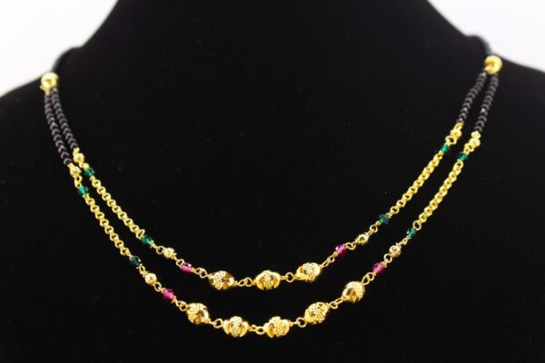 20 Inch Short Necklace with Black moti